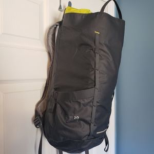 Thule Stir 20L
